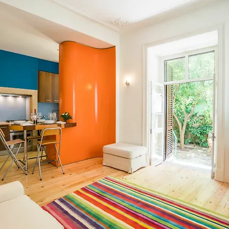アパート Casa Da Laranjeira リスボン